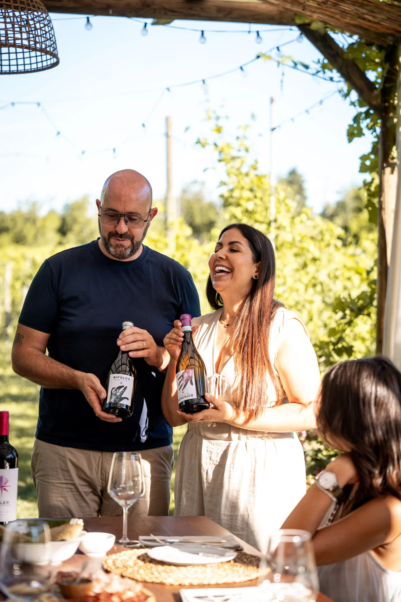 Emy tra le vigne
